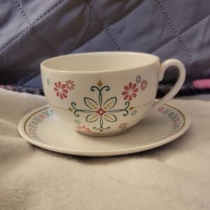 Starbucks Vintage Holifay Cup and Saucer 2006. Collectors Item. Coffee or Tea